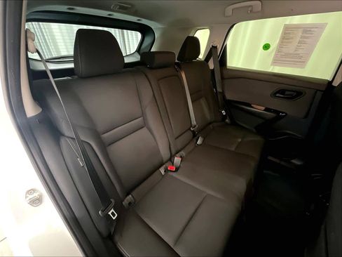 Used 2023 Nissan Rogue S image 16