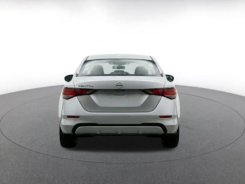 Used 2025 Nissan Sentra S FWD image 8
