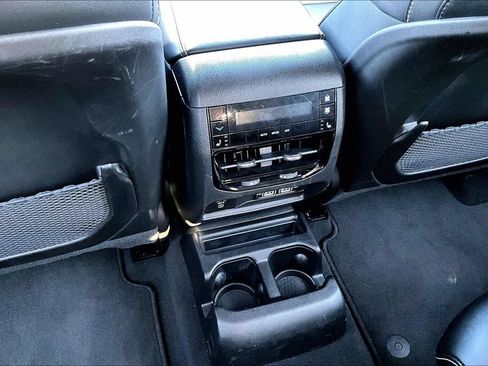 Used 2023 Jeep Grand Cherokee L Limited AWD/4WD image 24