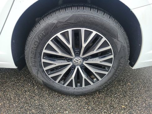 Certified 2021 Volkswagen Jetta S w/ Driver Assistance Package image 27