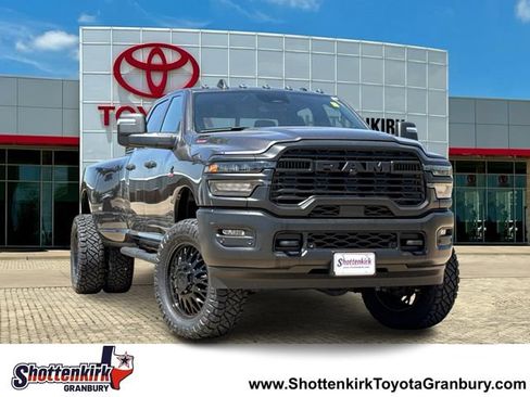 Used 2025 RAM 3500 Tradesman AWD/4WD image 1