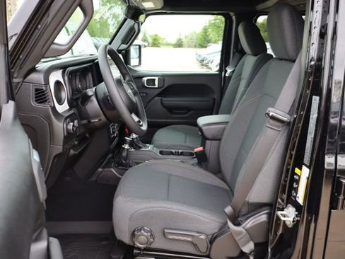 New 2026 Jeep Wrangler Unlimited Sport AWD/4WD image 9