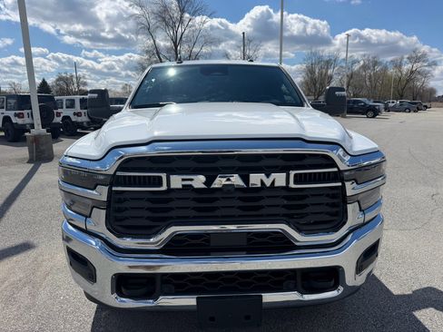 Used 2025 RAM 2500 Big Horn AWD/4WD image 12