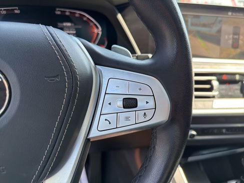 Used 2022 BMW X7 xDrive40i w/ Premium Package AWD/4WD image 26