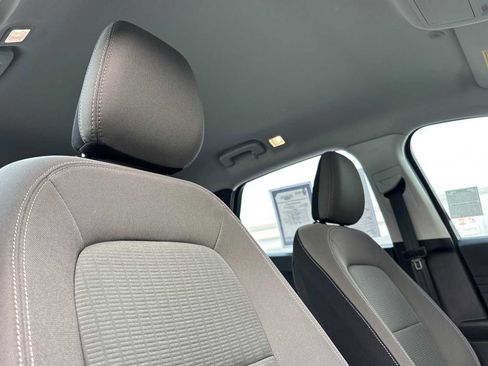 Used 2022 Ford Escape S image 14