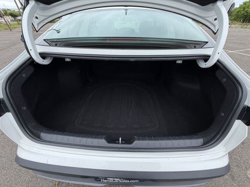 Used 2025 Kia K4 FWD image 30