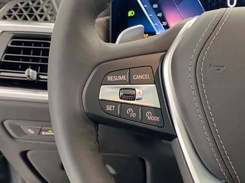 New 2026 BMW X5 xDrive40i w/ Premium Package image 17