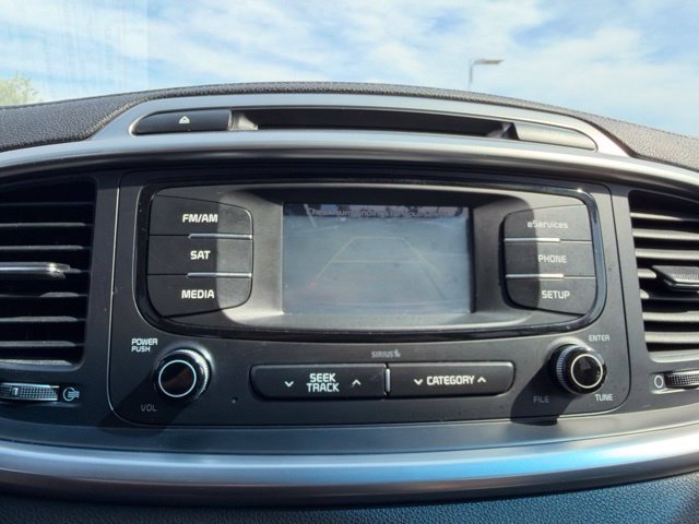 Used 2016 Kia Sorento EX FWD image 18