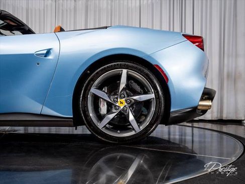 Used 2023 Ferrari Portofino M RWD image 12