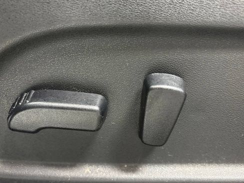 Used 2019 Nissan Pathfinder 4WD image 35