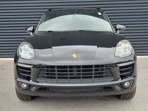 Certified 2018 Porsche Macan AWD/4WD image 10