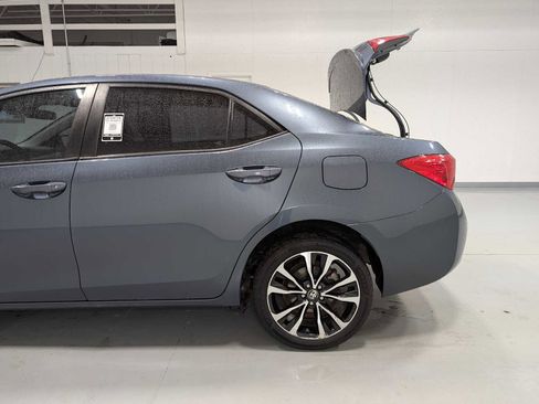 Used 2019 Toyota Corolla SE image 11