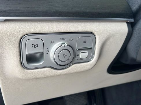 Used 2020 Mercedes-Benz GLE 350 4MATIC image 19