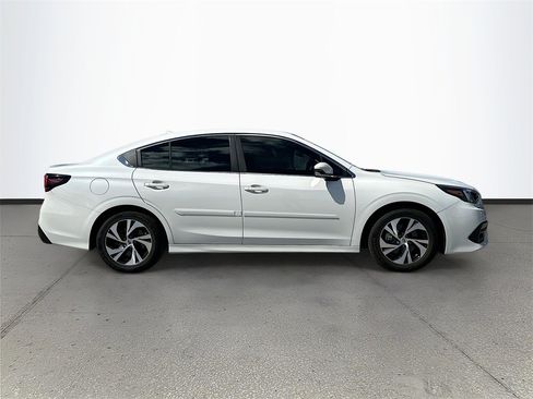 Used 2022 Subaru Legacy Premium image 8