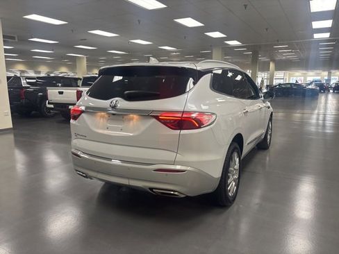 Used 2023 Buick Enclave Essence w/ Experience Buick Package image 7