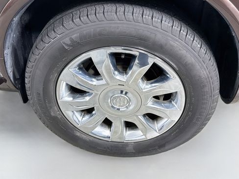 Used 2016 Buick Enclave Leather FWD image 28