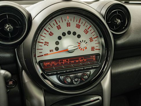 Used 2014 MINI Cooper Countryman FWD image 24