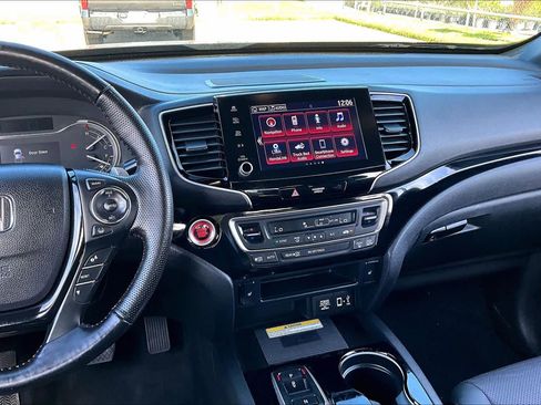 Used 2022 Honda Ridgeline Black Edition image 6