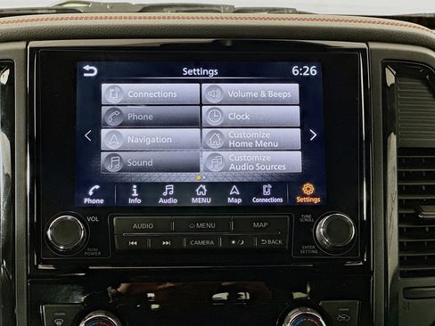 Used 2024 Nissan Titan PRO-4X w/ Pro-4x Convenience Package image 12