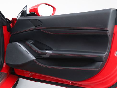 Certified 2023 Ferrari Portofino M image 20