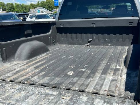 Used 2017 Chevrolet Silverado 1500 LT w/ All Star Edition AWD/4WD image 9
