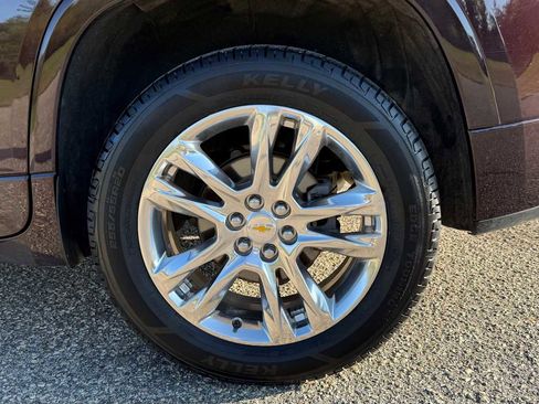 Used 2021 Chevrolet Traverse High Country w/ LPO, Floor Liner Package image 31