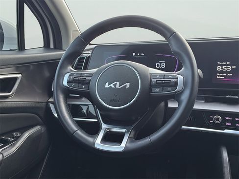 Used 2023 Kia Sportage EX image 18