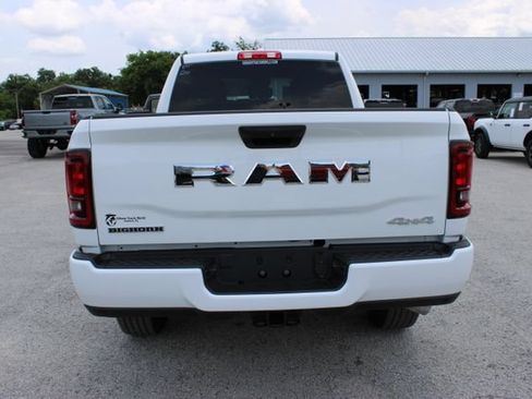 Used 2026 RAM 2500 Big Horn AWD/4WD image 9