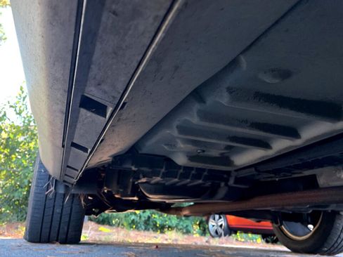 Used 2015 Ford Explorer XLT w/ Equipment Group 202B image 34