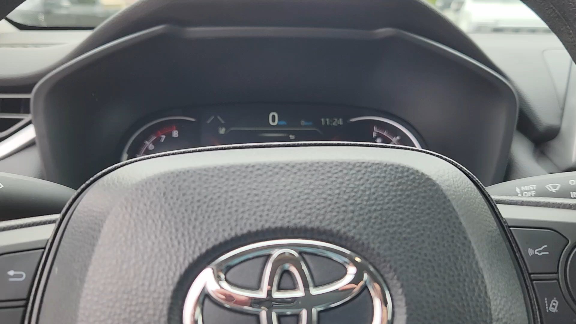 Used 2025 Toyota RAV4 LE AWD/4WD image 35