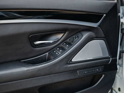Used 2013 BMW M5 RWD image 58