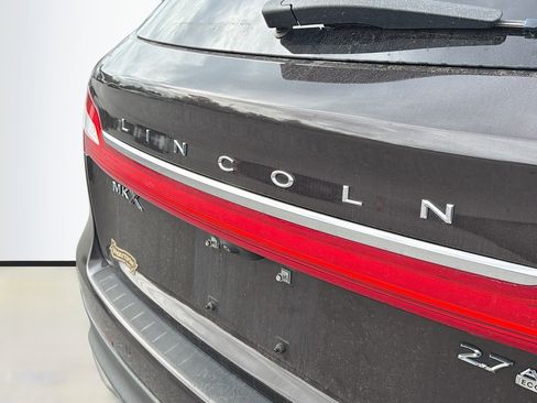 Used 2016 Lincoln MKX Black Label w/ Technology Package image 11