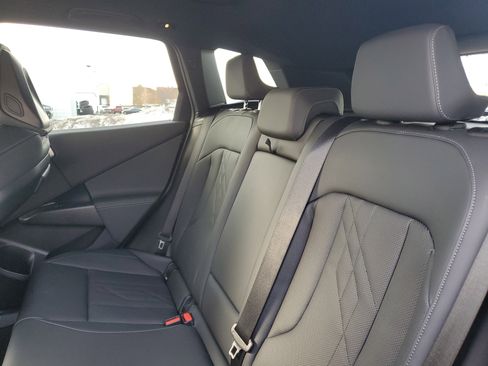 Used 2025 BMW X3 xDrive30i w/ Premium Package image 24