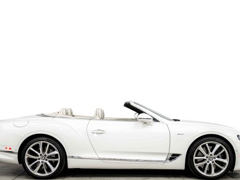 Used 2023 Bentley Continental GT Azure AWD/4WD image 2