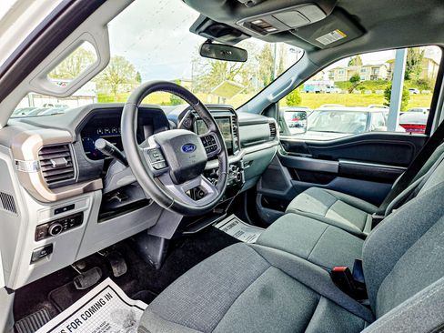 Used 2025 Ford F150 XLT w/ Equipment Group 301A Standard image 9