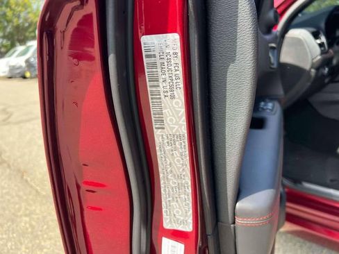 Used 2023 Dodge Durango R/T AWD/4WD image 21