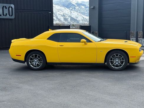 Used 2017 Dodge Challenger GT w/ Driver Convenience Group image 2
