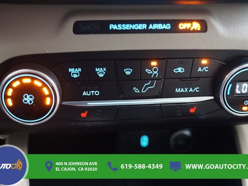Used 2020 Ford Escape SE FWD image 24