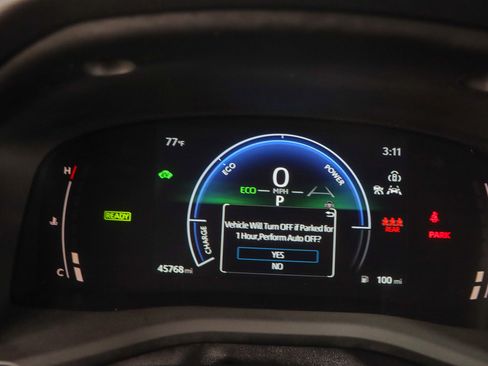 Used 2025 Toyota Camry SE FWD image 15