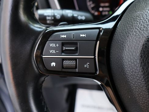 Used 2023 Honda Pilot Touring image 36