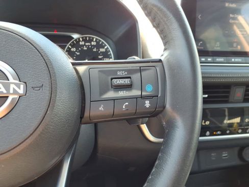 Used 2023 Nissan Rogue SV w/ SV Premium B Package AWD/4WD image 23