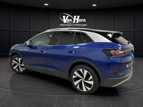 Used 2021 Volkswagen ID.4 Pro S w/ Gradient Package AWD/4WD image 5