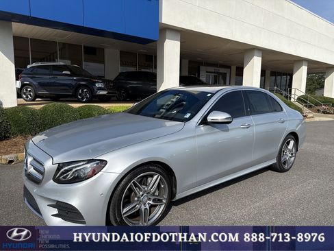 Used 2017 Mercedes-Benz E 300 image 1