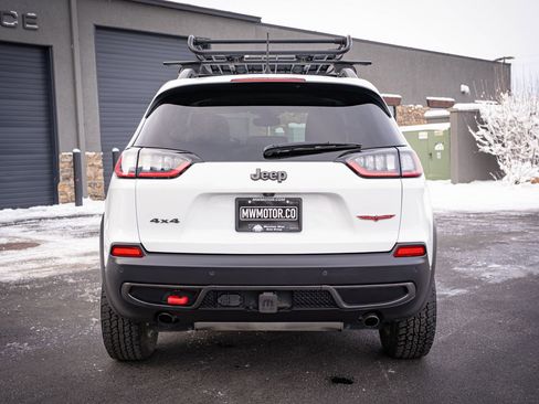 Used 2021 Jeep Cherokee Trailhawk image 9