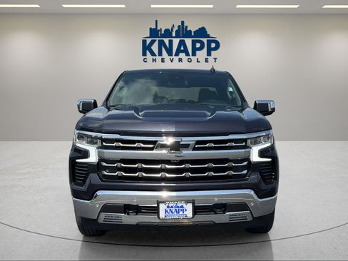 Used 2024 Chevrolet Silverado 1500 LTZ w/ LTZ Convenience Package II RWD image 8