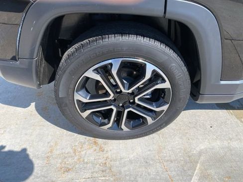 Used 2022 Jeep Compass Limited image 14