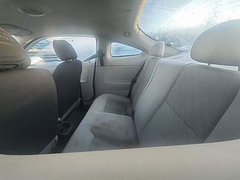 Used 2009 Chevrolet Cobalt LS w/ Protection Package FWD image 5