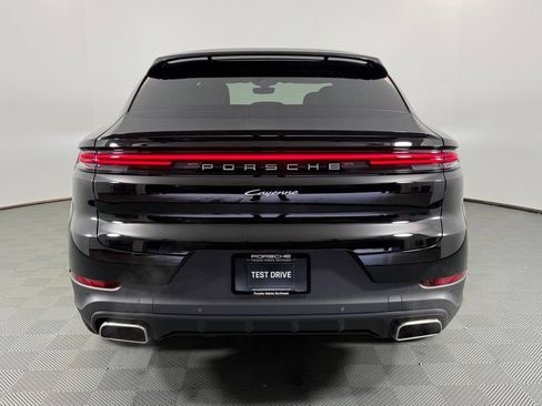 Certified 2026 Porsche Cayenne Coupe AWD/4WD image 6