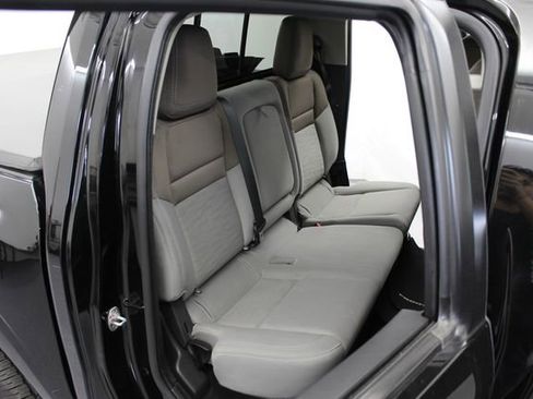 Used 2022 Nissan Frontier SV w/ Technology Package AWD/4WD image 29