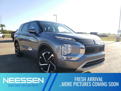 Used 2024 Mitsubishi Outlander SE Black Edition